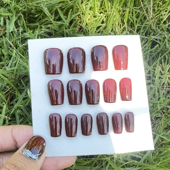 Reusable soft gel red nails in elegant packaging